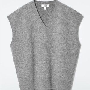COS Gray V-Neck Sweater Vest